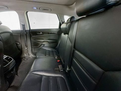 Used 2020 Kia Sorento EX AWD/4WD image 23