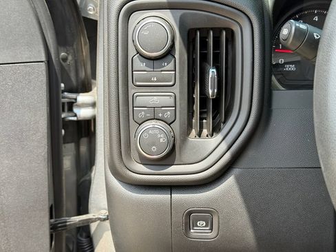 Used 2026 Chevrolet Silverado 2500 Custom w/ Custom Blackout Package AWD/4WD image 19