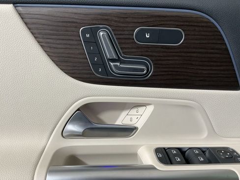 Used 2024 Mercedes-Benz GLA 250 4MATIC image 22