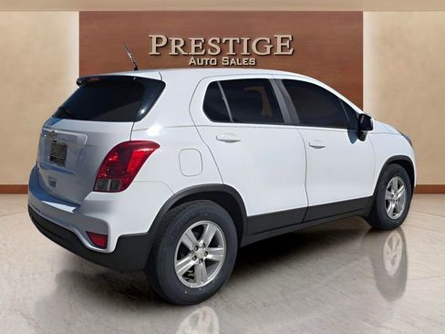 Used 2020 Chevrolet Trax LS image 33