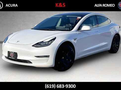 Used 2018 Tesla Model 3 Long Range RWD image 1