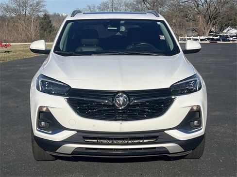 Used 2021 Buick Encore GX Essence w/ Experience Buick Package image 2