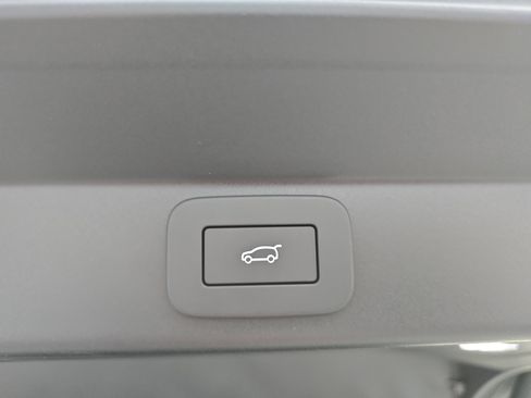 New 2026 Land Rover Range Rover Sport Dynamic SE image 13