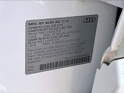 Used 2024 Audi Q3 2.0T Premium w/ Convenience Package image 34