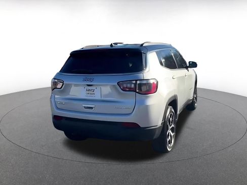 Used 2025 Jeep Compass Limited image 15