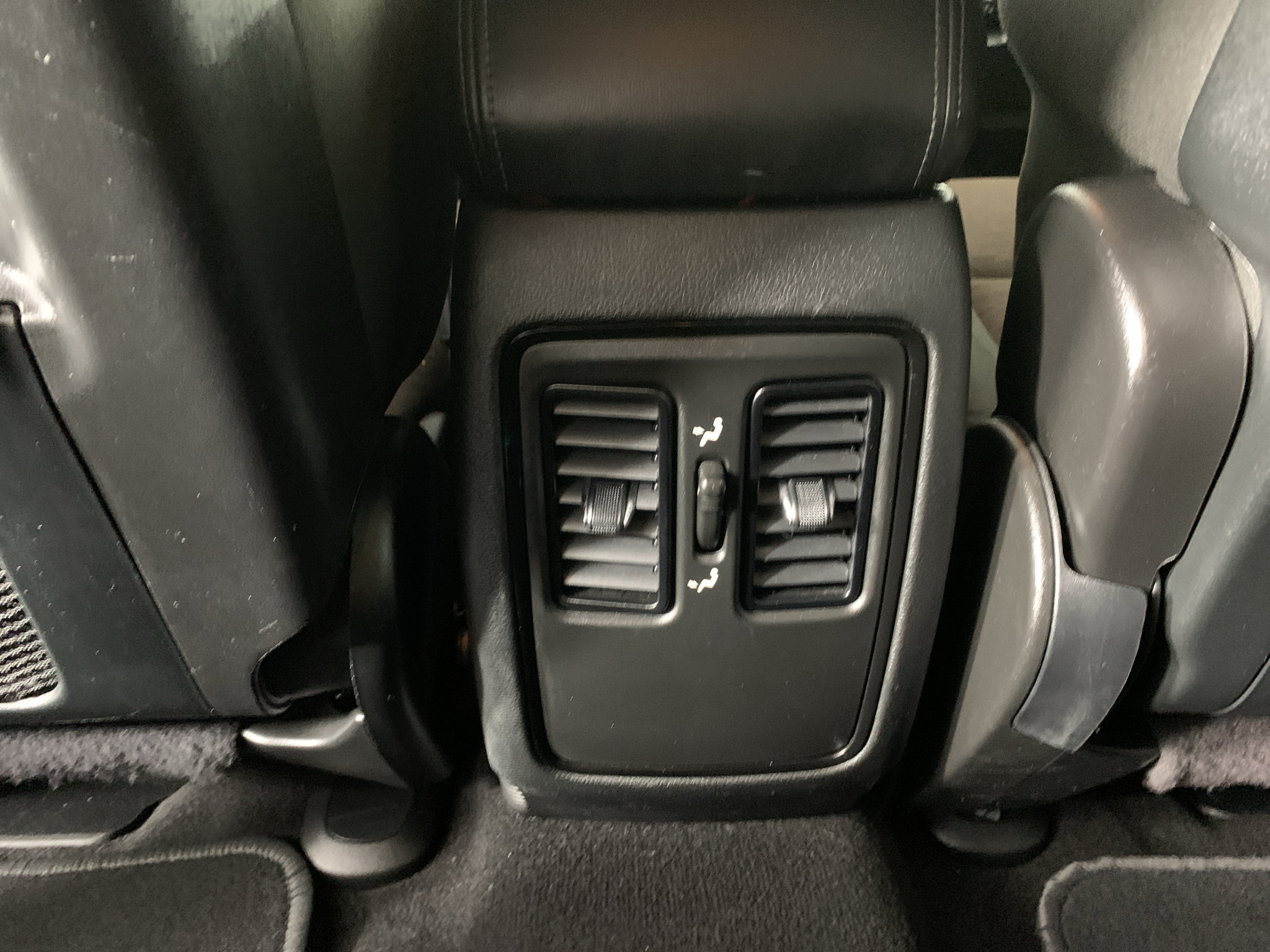 Used 2023 Dodge Durango SXT RWD image 30