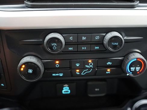 Certified 2024 Ford F350 XLT AWD/4WD image 27