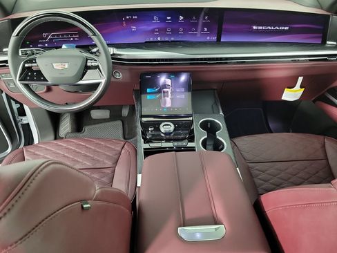 Certified 2026 Cadillac Escalade Sport w/ Touring Package AWD/4WD image 16