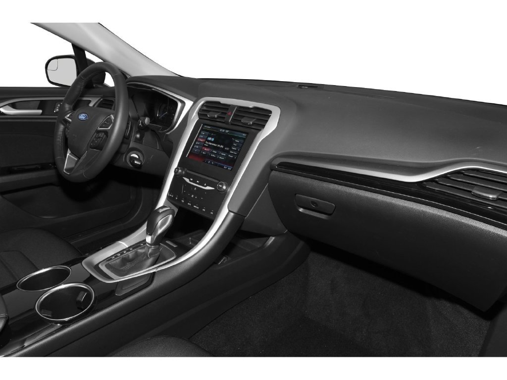 Used 2015 Ford Fusion SE FWD image 16