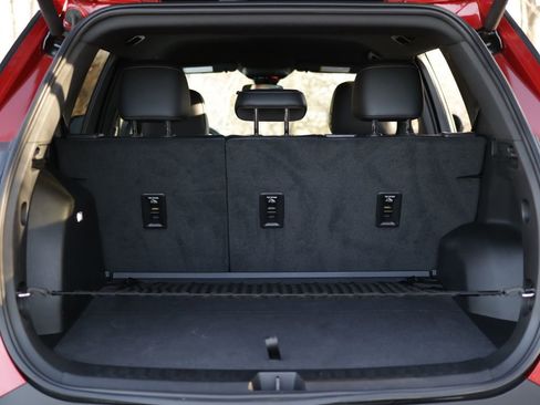 Used 2025 Chevrolet Equinox LT w/ Convenience Package II image 27