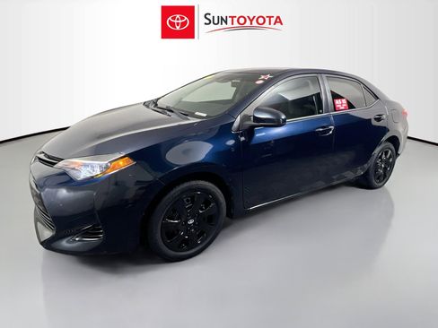 Used 2017 Toyota Corolla LE FWD image 9