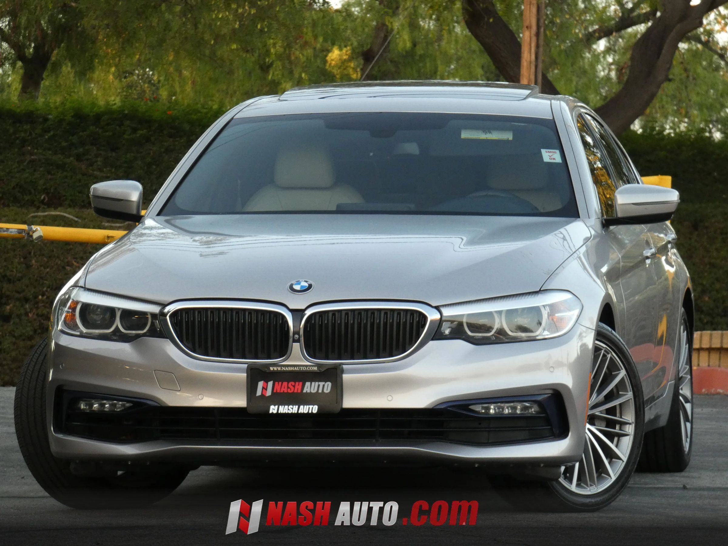 Used 2018 BMW 540i RWD image 4