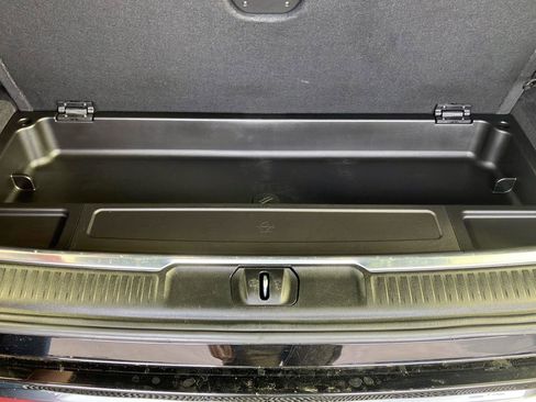 Used 2022 Jeep Grand Wagoneer Series II AWD/4WD image 35