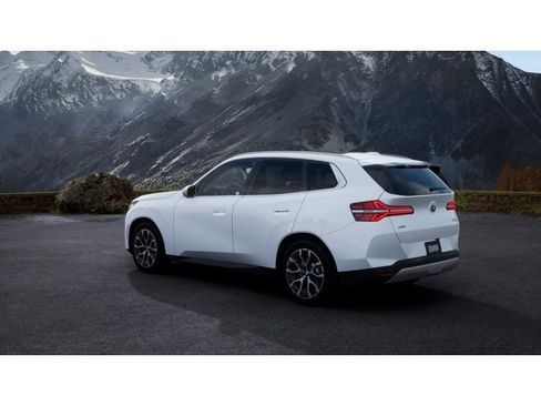 New 2026 BMW X3 xDrive30 image 2