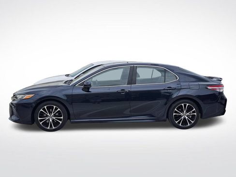 Used 2018 Toyota Camry SE FWD image 14