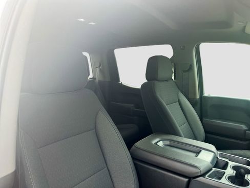 Used 2022 Chevrolet Silverado 1500 Custom AWD/4WD image 25