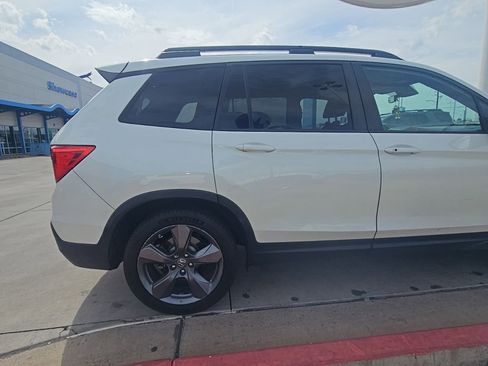 Used 2019 Honda Passport Touring image 9
