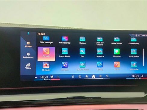 Used 2025 BMW 540i xDrive image 51