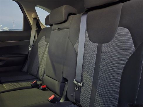 Used 2023 Kia Sorento LX image 10