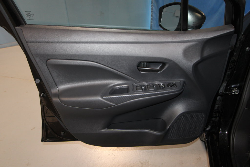 Used 2025 Nissan Versa S w/ Trunk Package FWD image 5