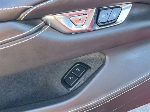 Used 2025 Chevrolet Corvette Stingray Premium Conv w/ 3LT image 25