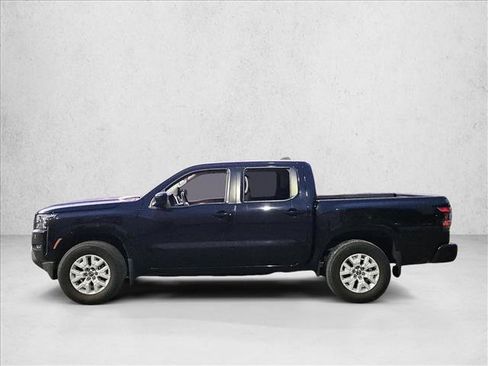 Used 2022 Nissan Frontier SV w/ Technology Package RWD image 4