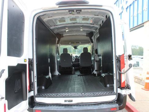 Used 2018 Ford Transit 150 148 Medium Roof image 12