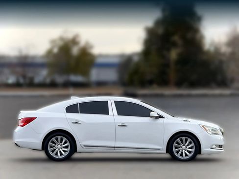 Used 2015 Buick LaCrosse Leather image 7
