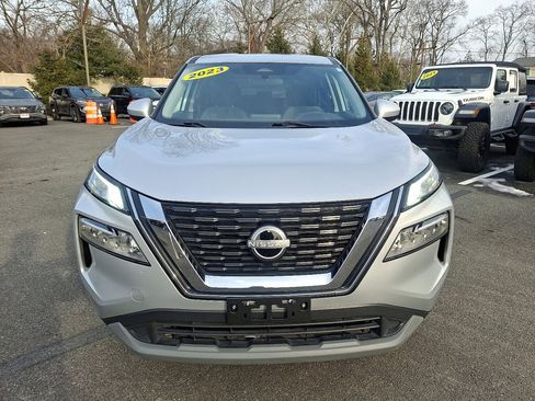 Used 2023 Nissan Rogue SV image 8