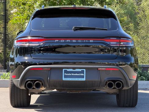 Used 2026 Porsche Macan AWD/4WD image 6