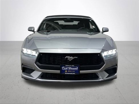 Used 2024 Ford Mustang Premium image 4