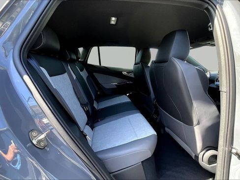 New 2026 Volkswagen ID.4 Pro image 24