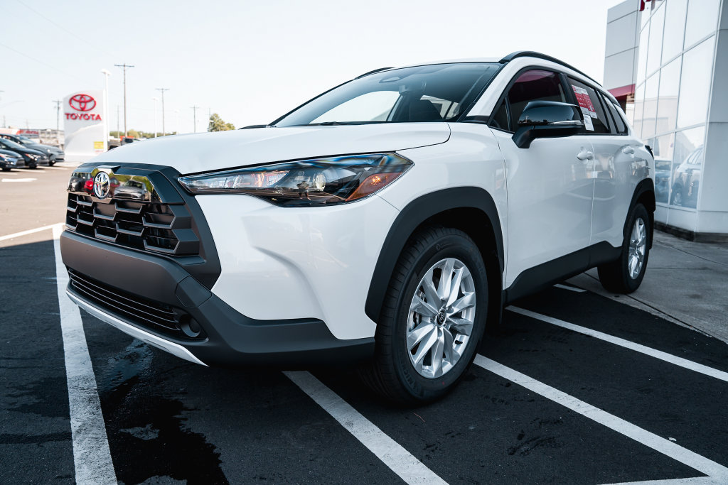 New 2026 Toyota Corolla Cross LE FWD image 3