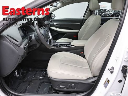 Used 2023 Hyundai Sonata SEL w/ Convenience Package FWD image 14