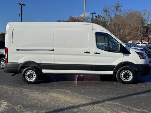 New 2026 Ford Transit 250 148 Medium Roof w/ Load Area Protection Package image 4