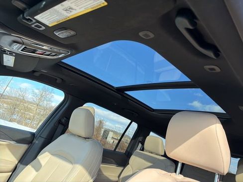 Used 2025 Jeep Grand Cherokee L Limited w/ Trailer Tow Package image 14