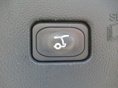 Used 2020 Ford Edge SEL w/ Convenience Package FWD image 36