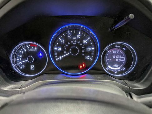 Used 2019 Honda HR-V LX image 18