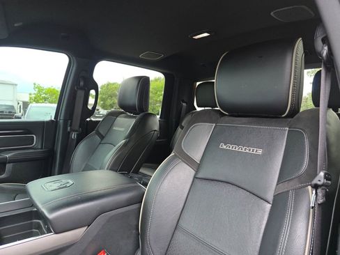 Used 2022 RAM 2500 Laramie w/ Night Edition AWD/4WD image 25