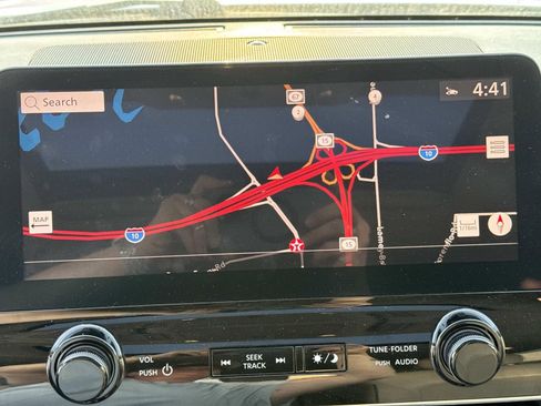 Used 2023 Nissan Armada SL image 25