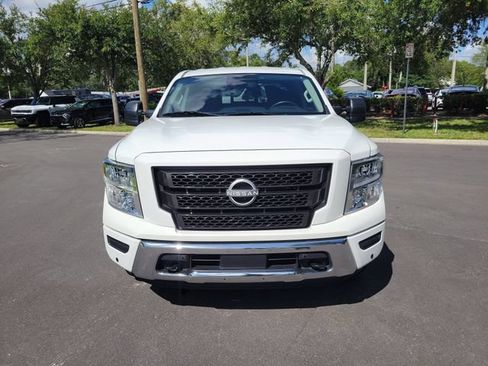 Used 2024 Nissan Titan 2WD Crew Cab image 5