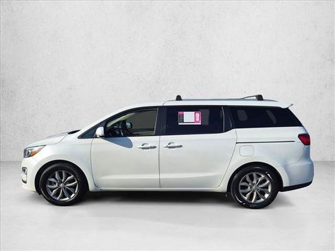 Used 2019 Kia Sedona EX FWD image 9