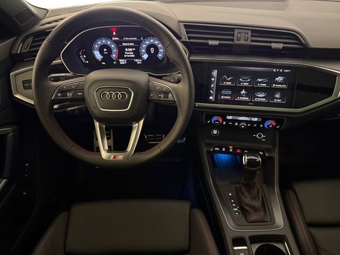 Used 2025 Audi Q3 2.0T Premium Plus w/ Premium Plus Package AWD/4WD image 28