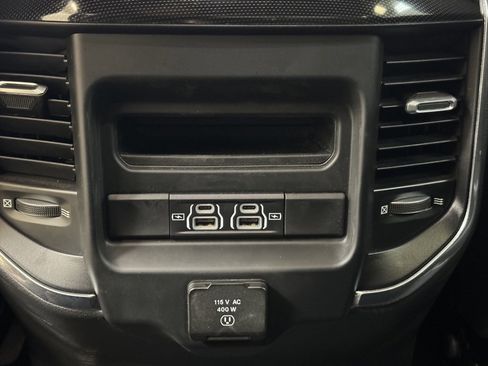 Used 2022 RAM 1500 Laramie w/ Sport Appearance Package image 19