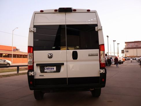 Used 2023 RAM ProMaster 2500 image 6