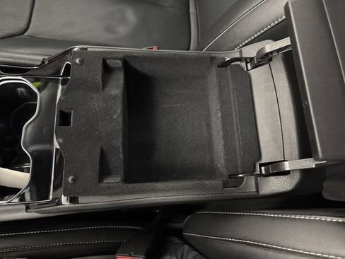 Used 2023 Jeep Grand Cherokee Limited w/ Luxury Tech Group II image 50