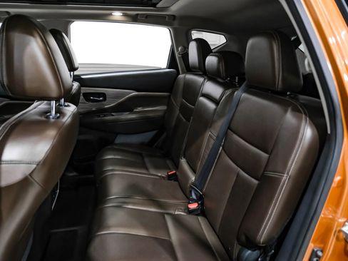 Used 2016 Nissan Murano Platinum w/ Platinum Technology Package image 16