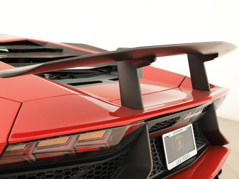 Used 2016 Lamborghini Aventador LP 750-4 Superveloce image 40