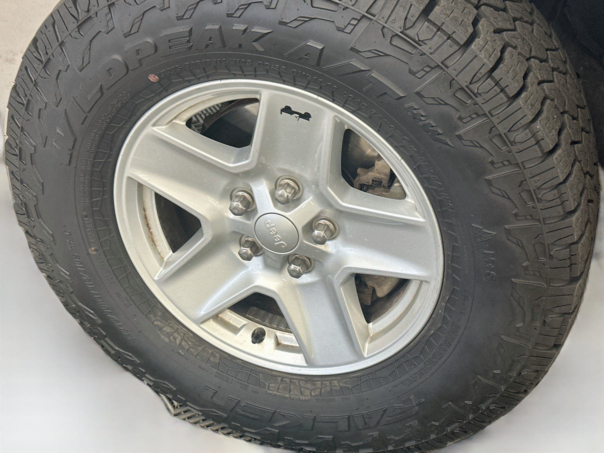 Used 2020 Jeep Gladiator Sport w/ Quick Order Package 24S AWD/4WD image 35