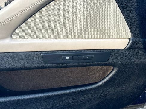 Used 2016 BMW 550i Sedan RWD image 16